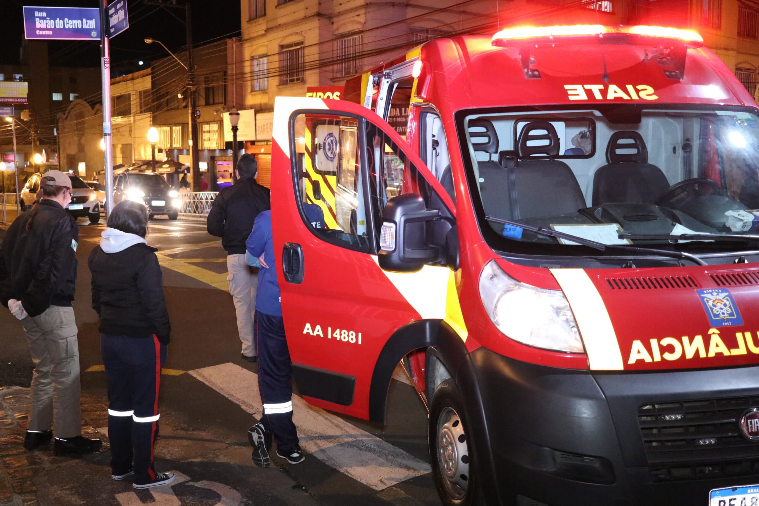 Morador de rua é atropelado no centro de PG