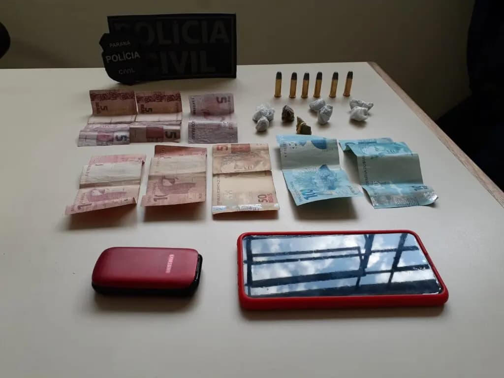 Mãe e filho são presos por tráfico de drogas em Uvaranas