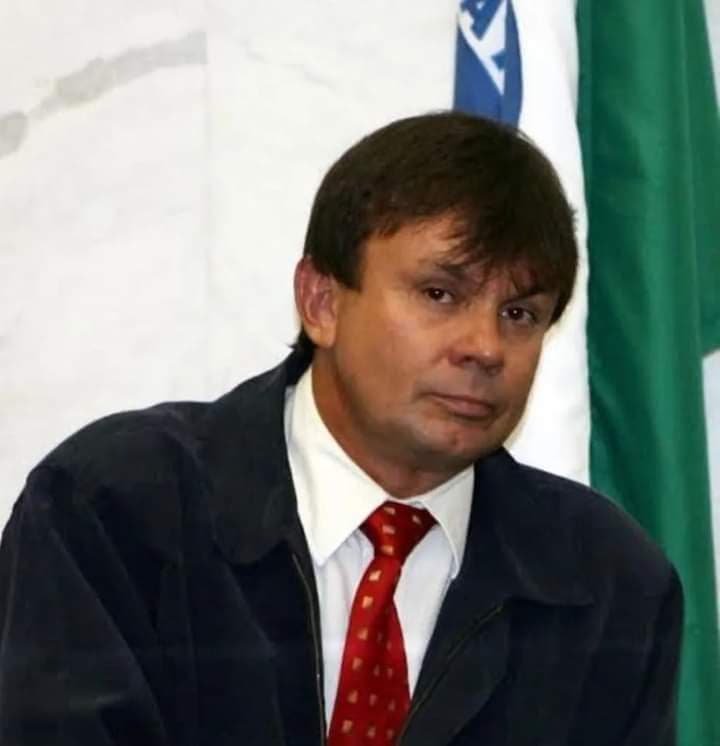 Morre ex-deputado Carlos Simões em acidente na BR-116, no Paraná