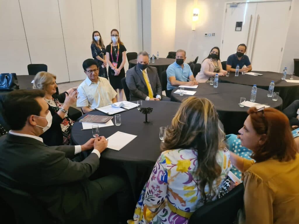 AMCG garante, em Dubai, prioridade para receber projetos sociais da ONU