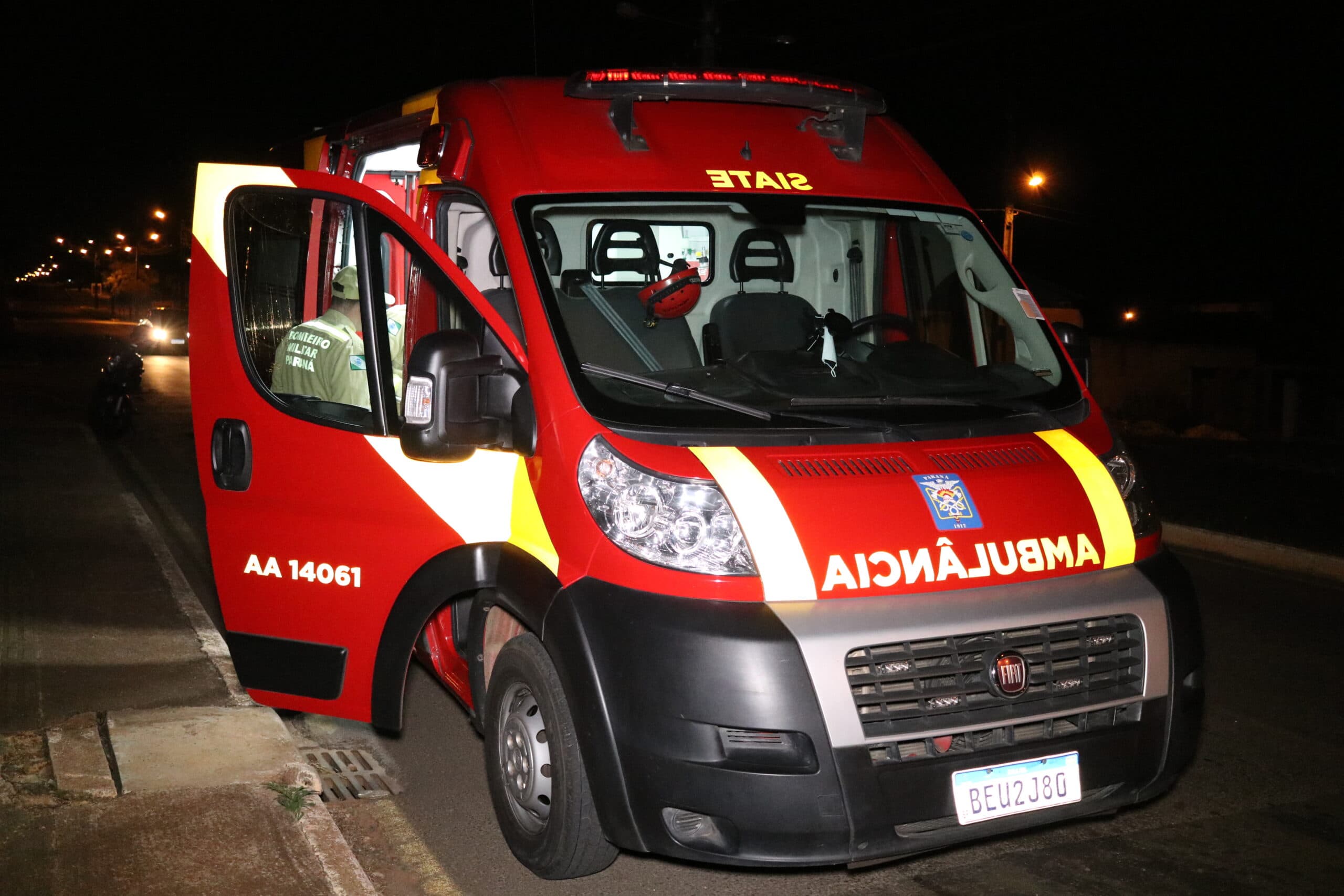 Motociclista se envolve em atropelamento e foge do local em PG