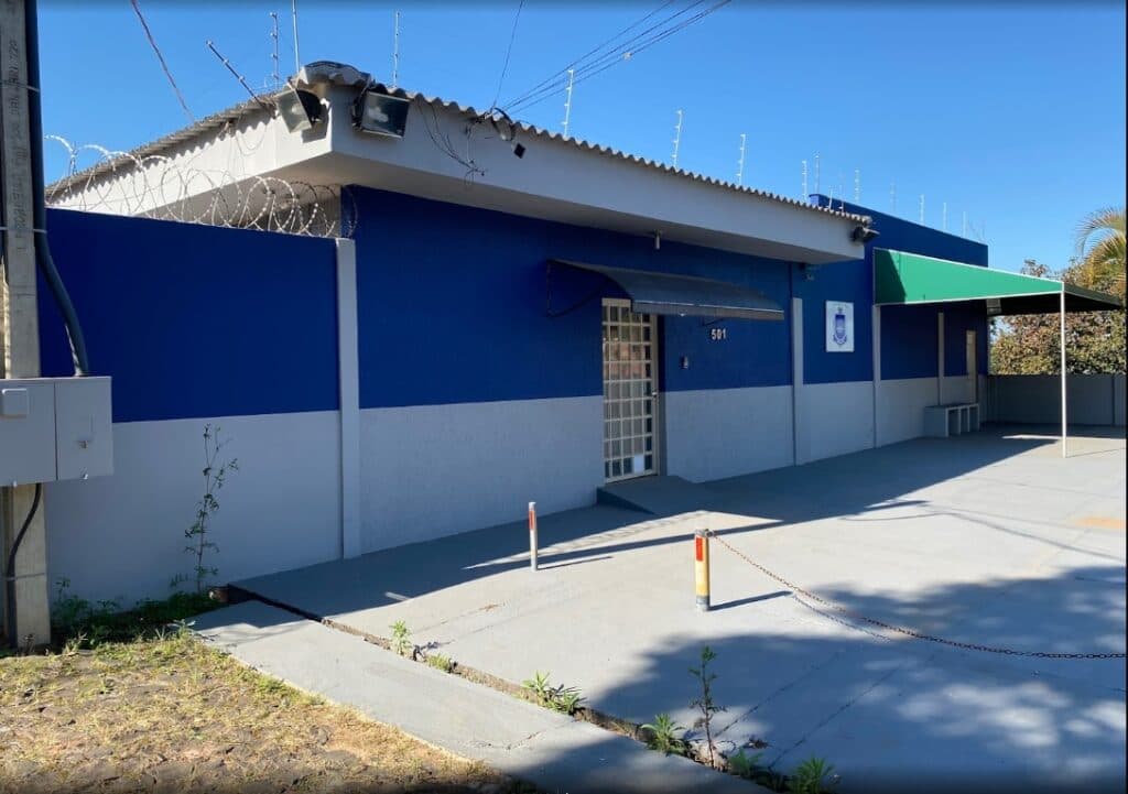Homem é encontrado morto em cela de cadeia pública nos Campos Gerais