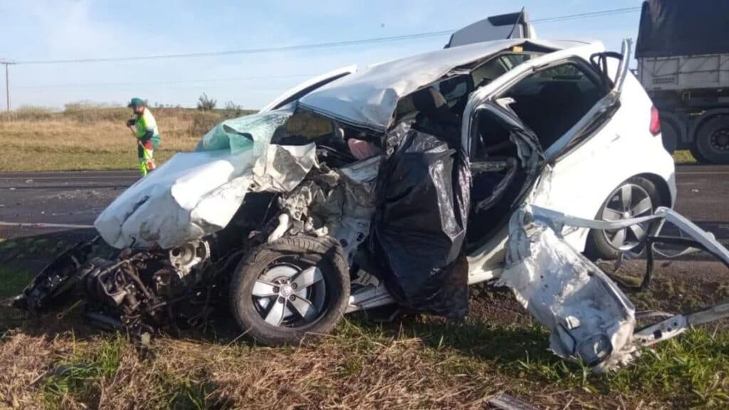 Duas pessoas morrem após colisão frontal em Palmeira