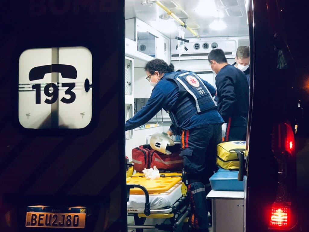 Jovem é baleado no rosto e sobrevive em vila de PG