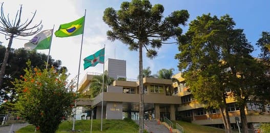 TRE/PR concede determina retirada de propaganda negativa contra Ratinho Junior