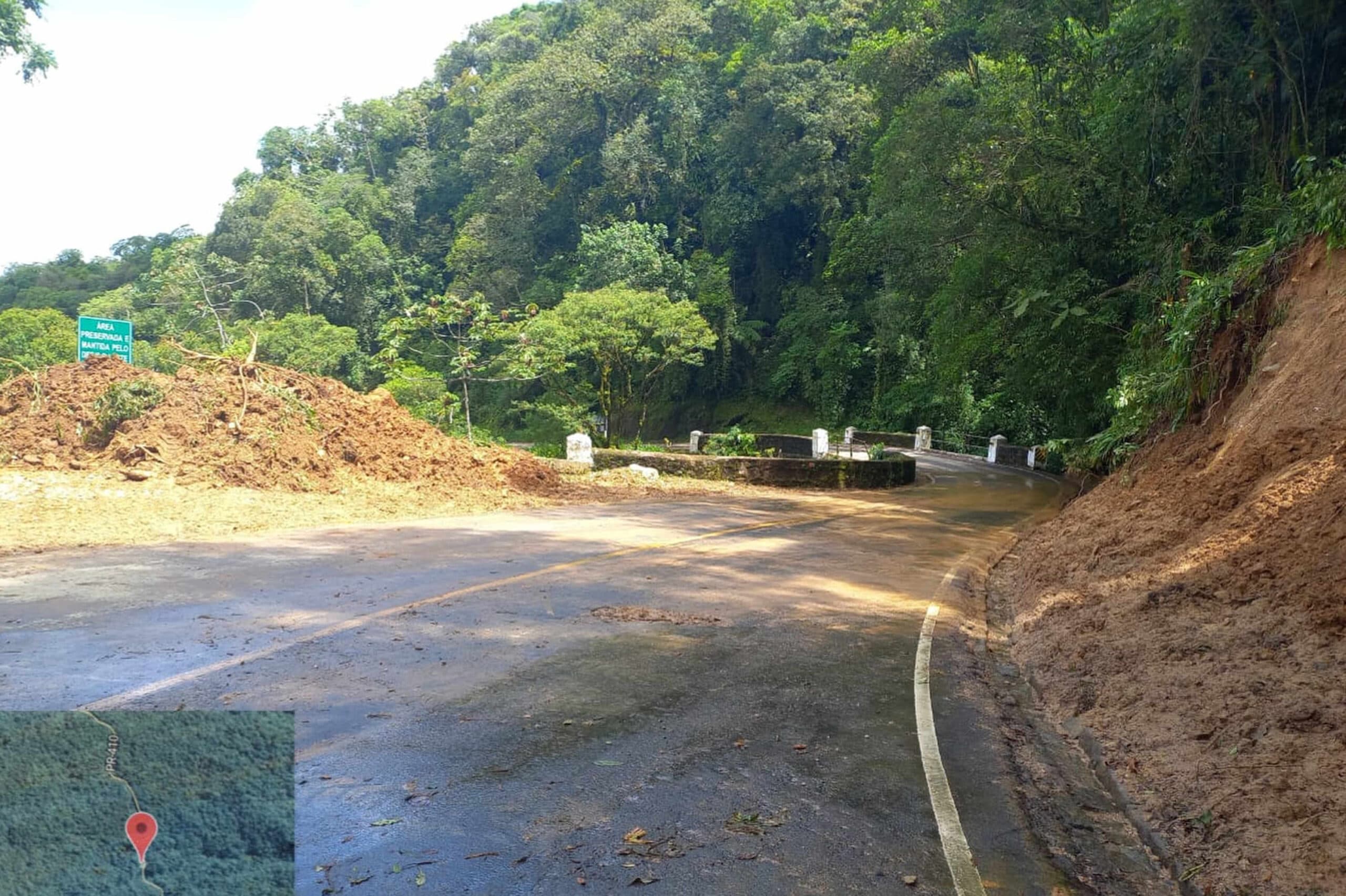 DER/PR começa a liberar trechos da BR-376 afetados com deslizamento