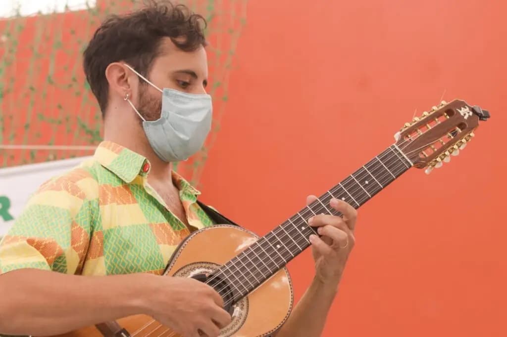 Proex recebe inscrições para cursos de artes e ioga