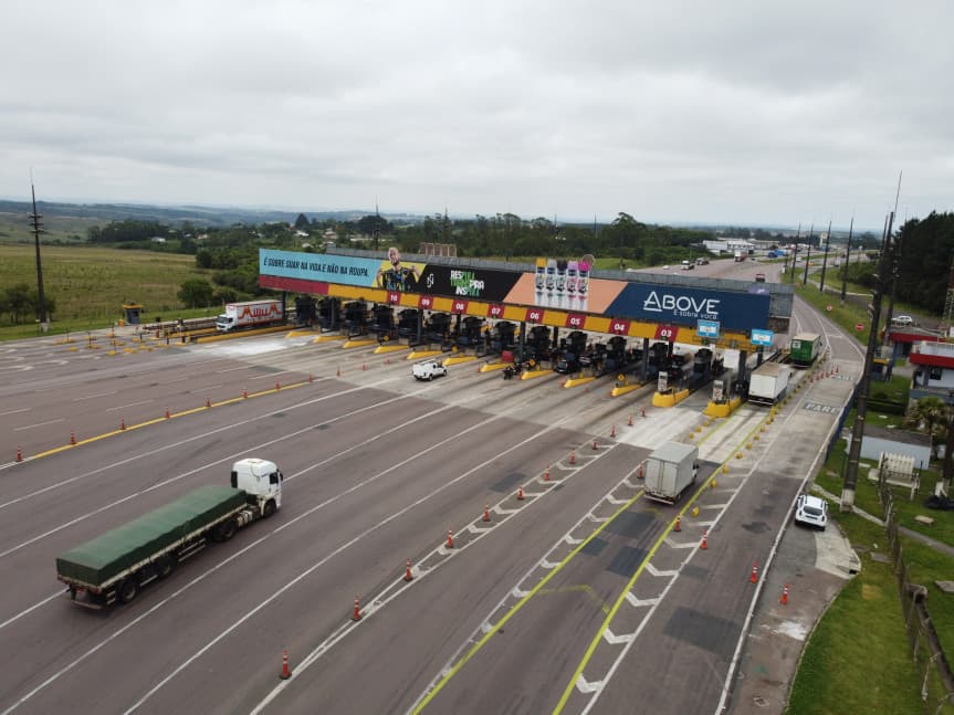 Frente Parlamentar pede suspensão da licitação dos novos pedágios no PR