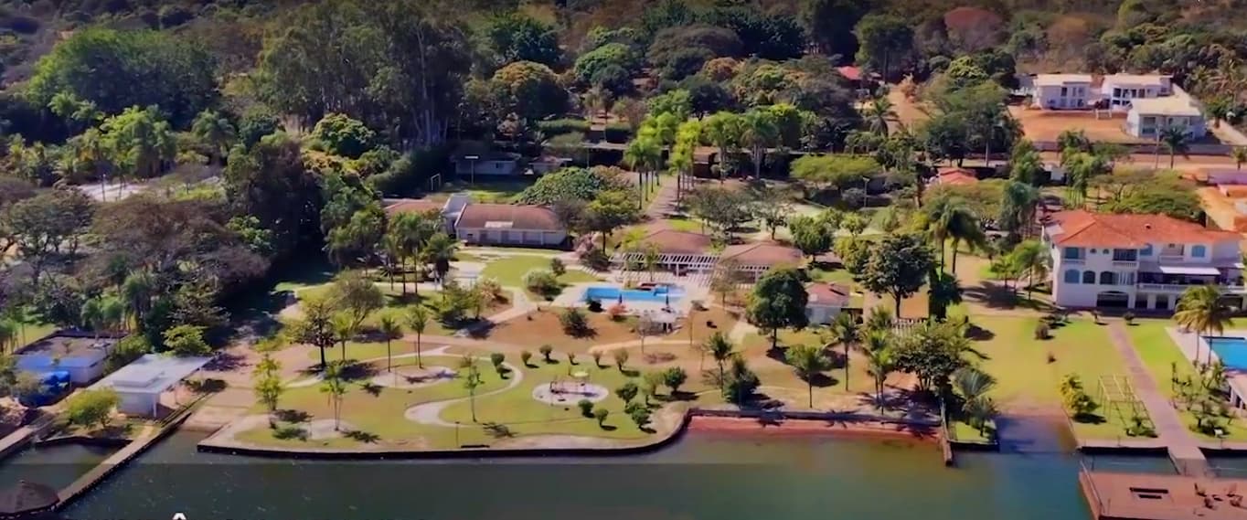 Mansão milionária de réu da Lava Jato está à venda