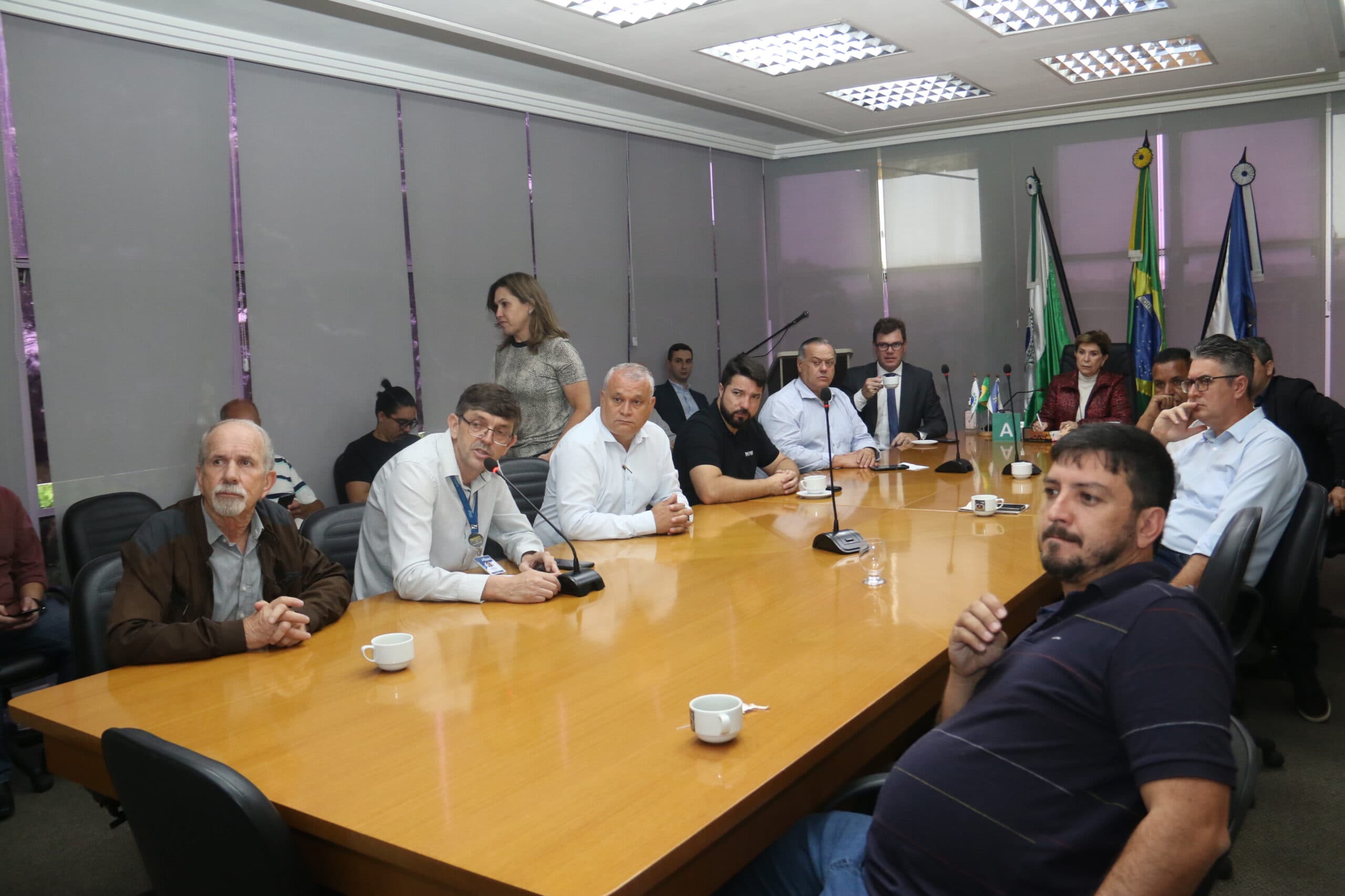 Prefeitura apresenta Plano de Cargos e Salários para vereadores
