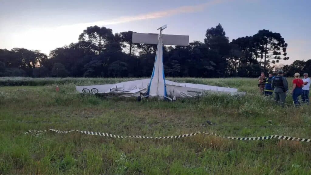 Queda de avião mata homem na região