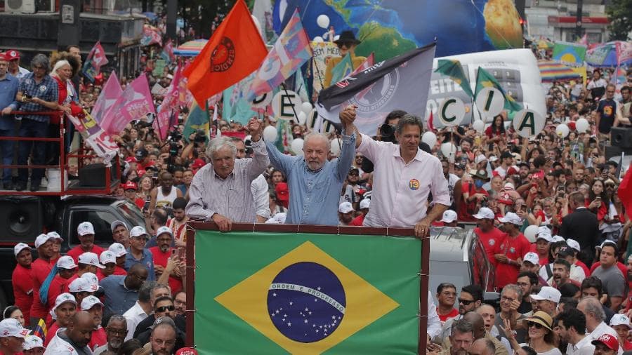 Lula é eleito presidente do Brasil