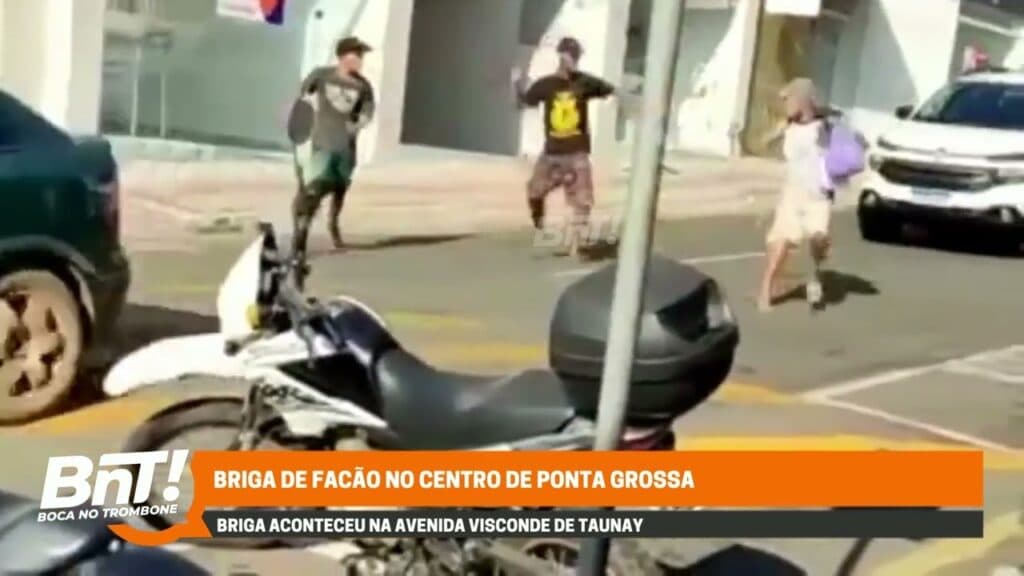 Briga de facão no centro de PG assusta motoristas