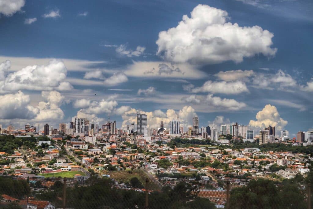 Limite de público para estabelecimentos passa ser de 70% em novo decreto de PG