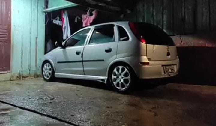 Homens armados roubam Corsa no bairro Oficinas em PG
