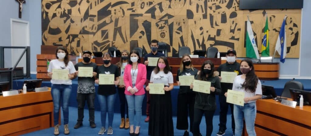 Combate à fome rende homenagem à voluntários da CUFA em Ponta Grossa
