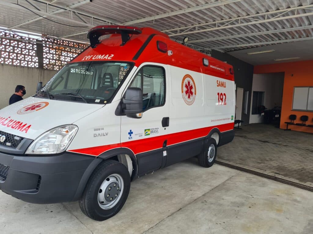 Jovem fica ferido após ser atingido por disparo de arma de fogo