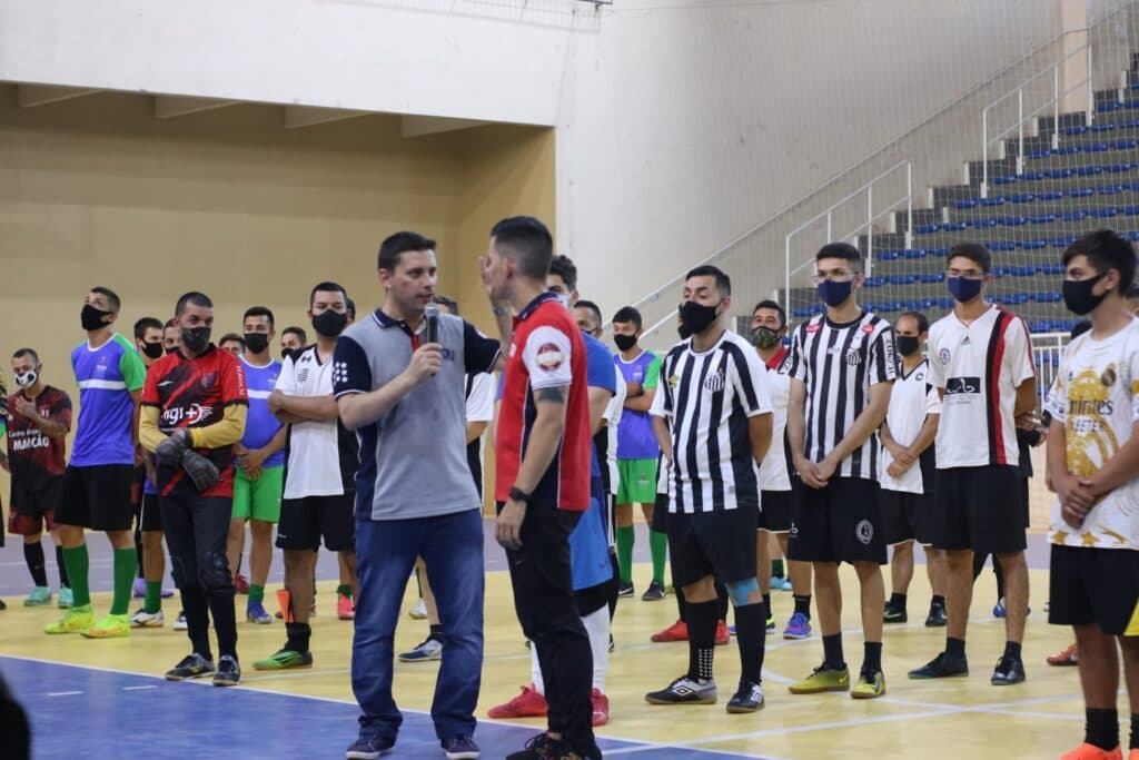 Projeto de PG estimula pratica esportiva e combate às drogas