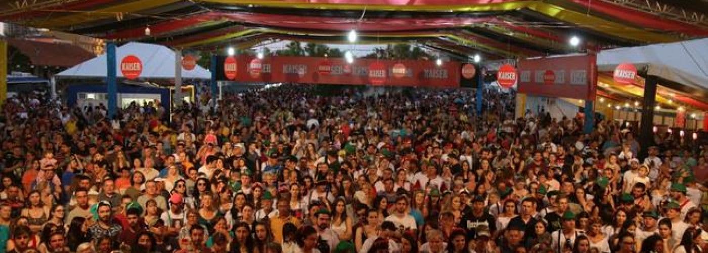 Vereador cobra aplicação da lei da meia-entrada na München Fest