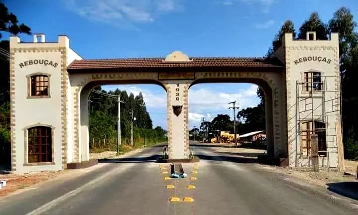 Governo do Paraná abre licitação para asfaltar PR 990 em Rebouças