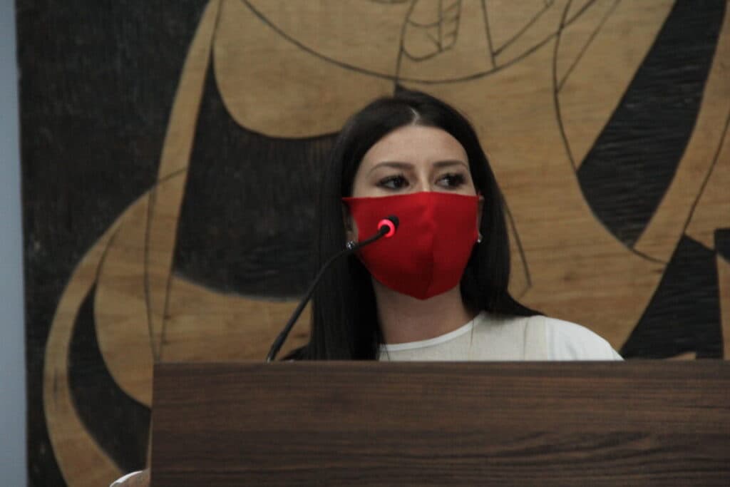 Vereadora denuncia corrupção na Saúde em PG