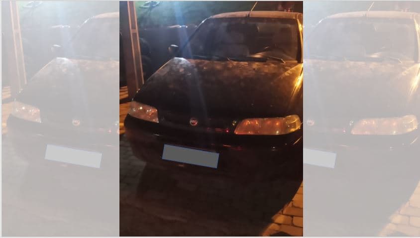 Carro roubado é recuperado dentro do motel em Ponta Grossa