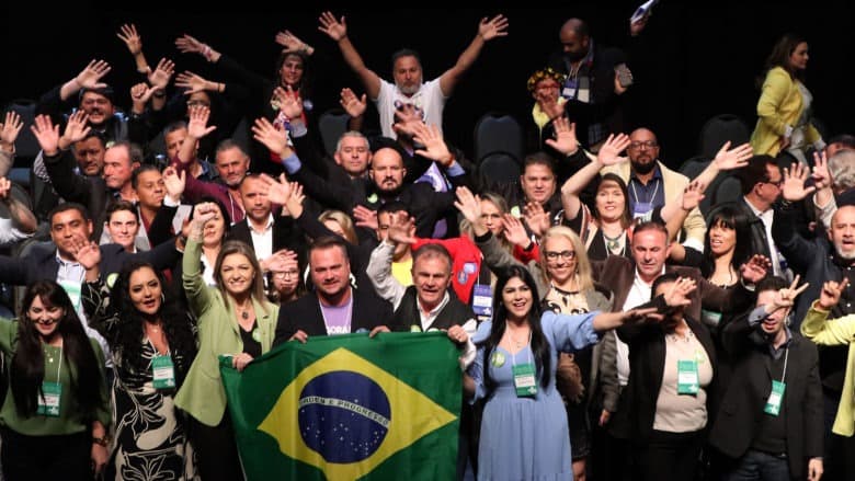 PROS confirma Aline Sleutjes como candidata ao Senado