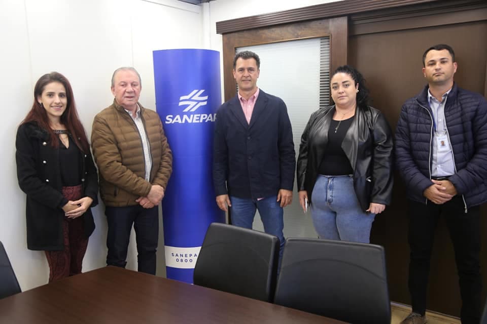 Prefeito de Palmeira participou de reunião na sede da Sanepar para tratar sobre as demandas do Município