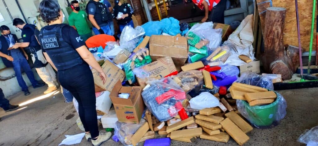 Polícia Civil realiza incineração de drogas em PG