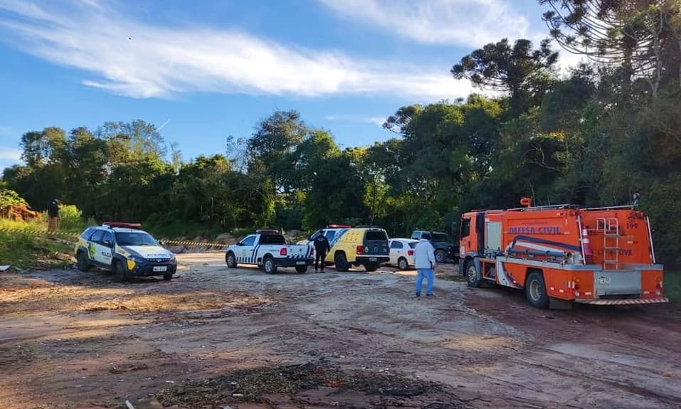 Corpo de jovem é encontrado próximo à escola na região