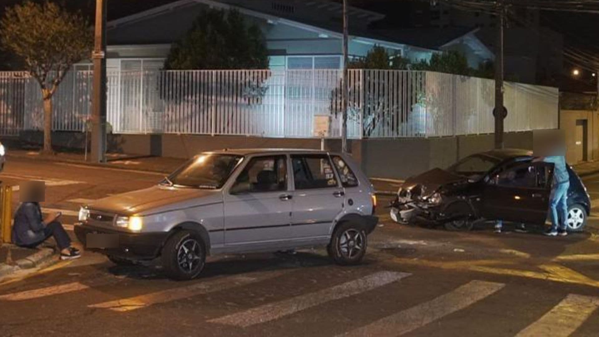 Motoristas colidem no centro de PG