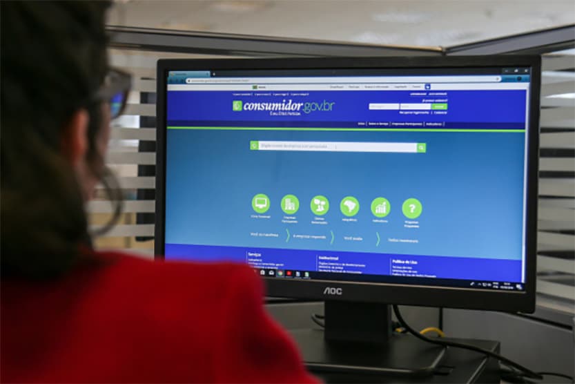 Procon-PR alerta que mutirão nacional de renegociação de dívidas segue até o dia 30