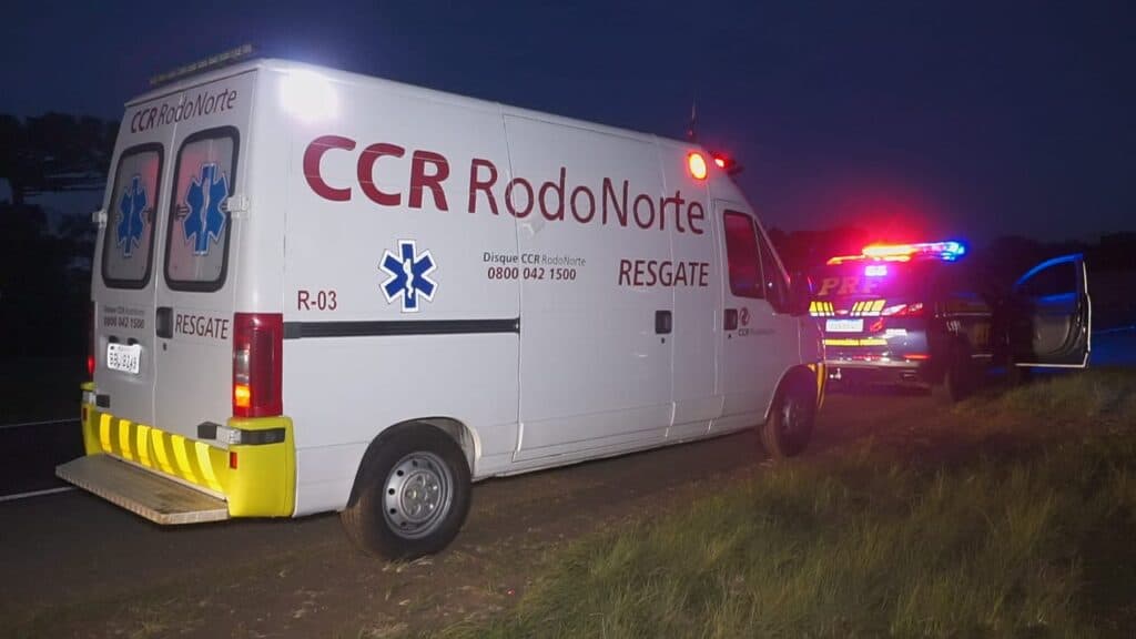 Garota é atropelada por caminhão na BR-376, próximo ao Trevo do Caetano