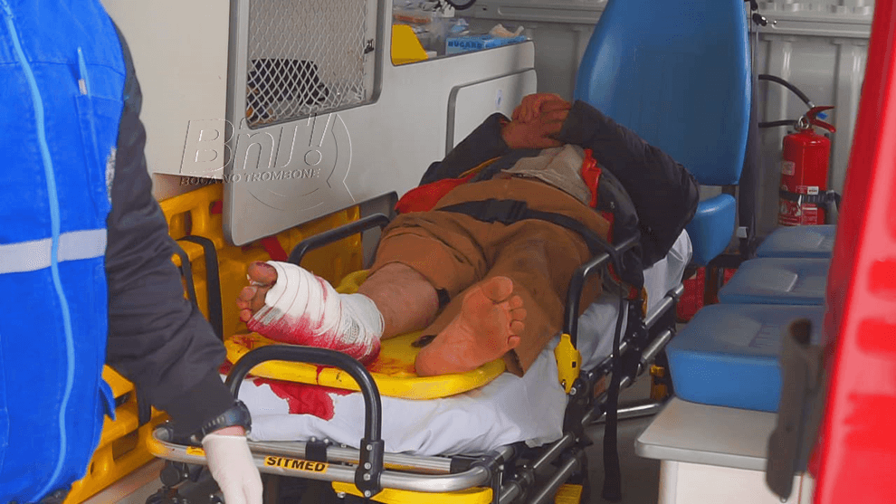 Homem fica ferido após ser atingido por peça de concreto de 300kg