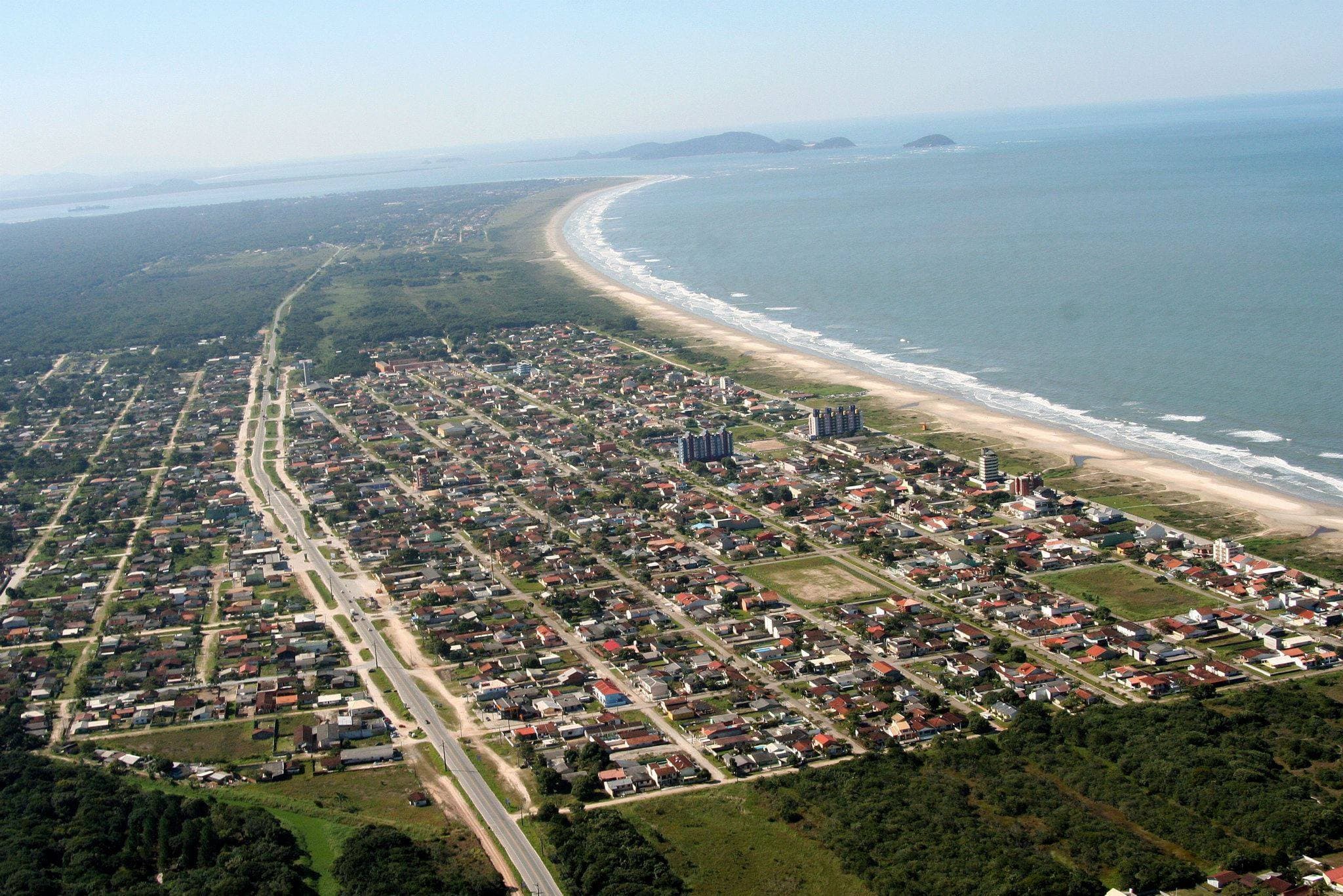 Polícia Civil e Procon alertam sobre golpe do falso aluguel na praia