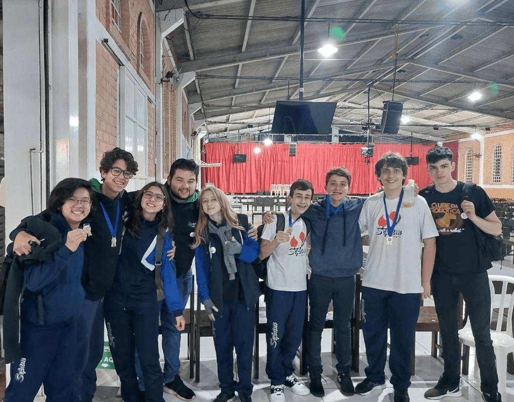 Alunos de PG são premiados em primeira participação na Olímpiada Brasileira de Robótica