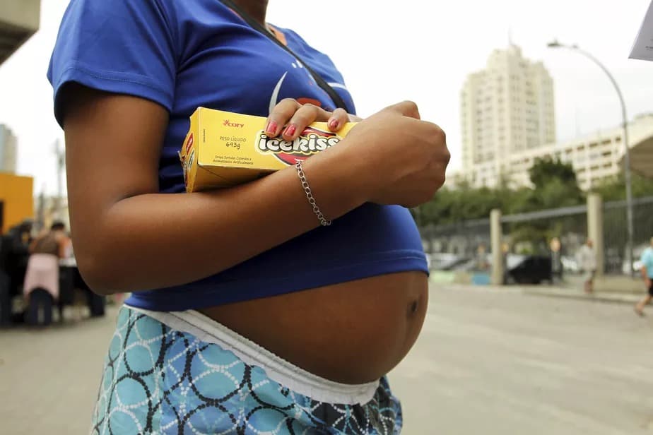 Senado aprova que mulher não precisa mais de autorização de marido para laqueadura