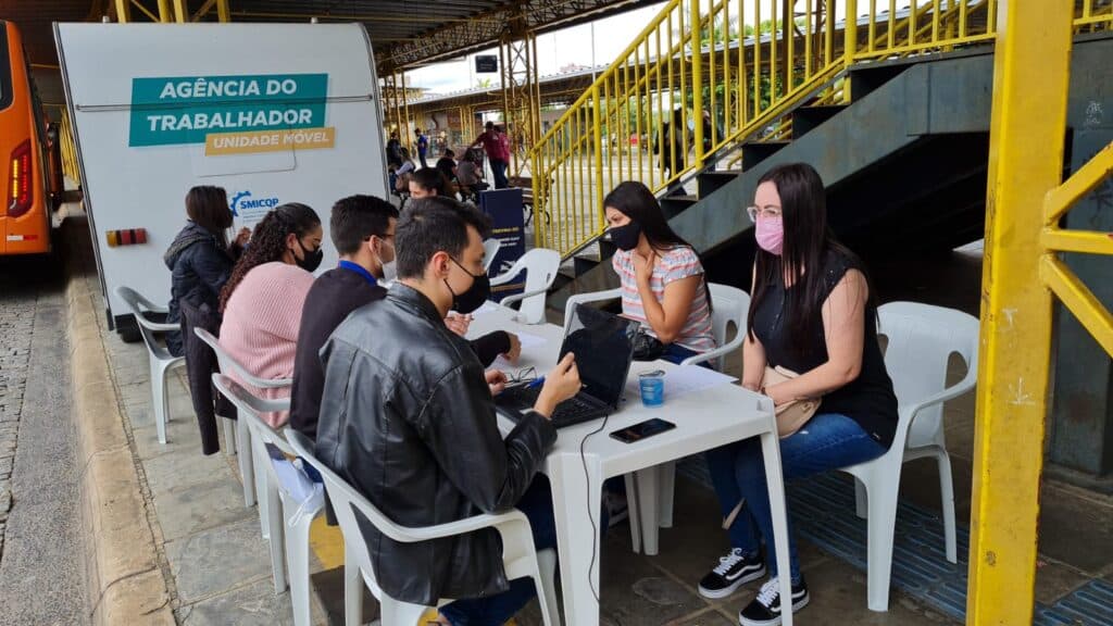 Ação no Terminal Central de PG conta com 500 vagas de emprego