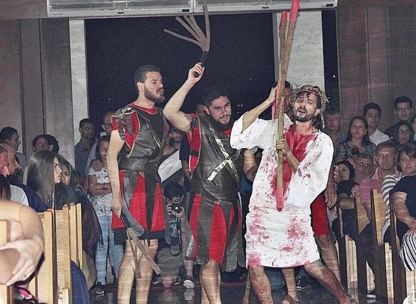 Paixão de Cristo volta a ser encenada em paróquias da região