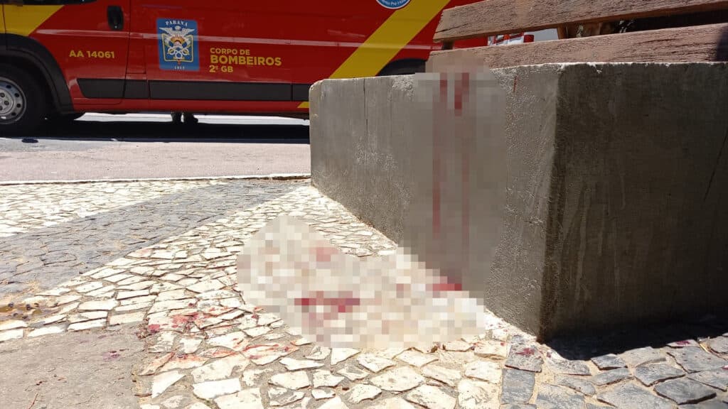 Homem esfaqueado no centro de PG morre