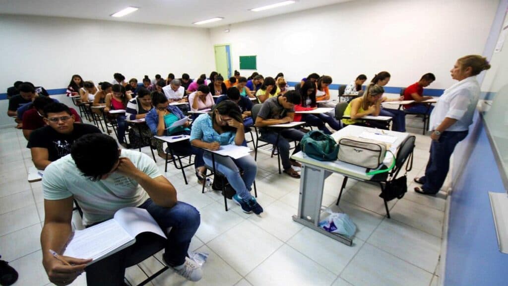 Prefeitura de Ponta Grossa convoca quase 200 aprovados em concurso