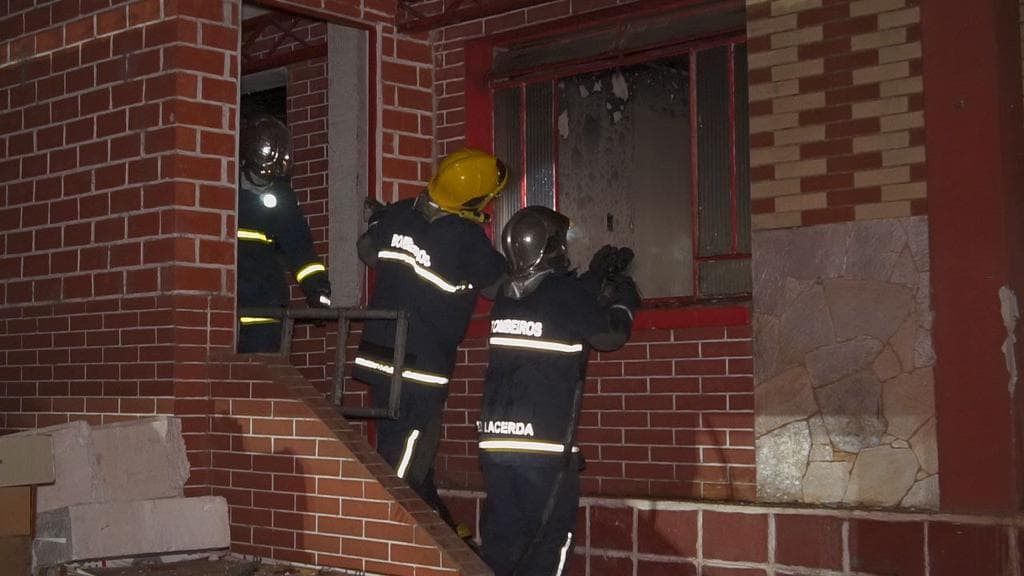 Casa usada por moradores de rua é incendiada na Afonso Celso
