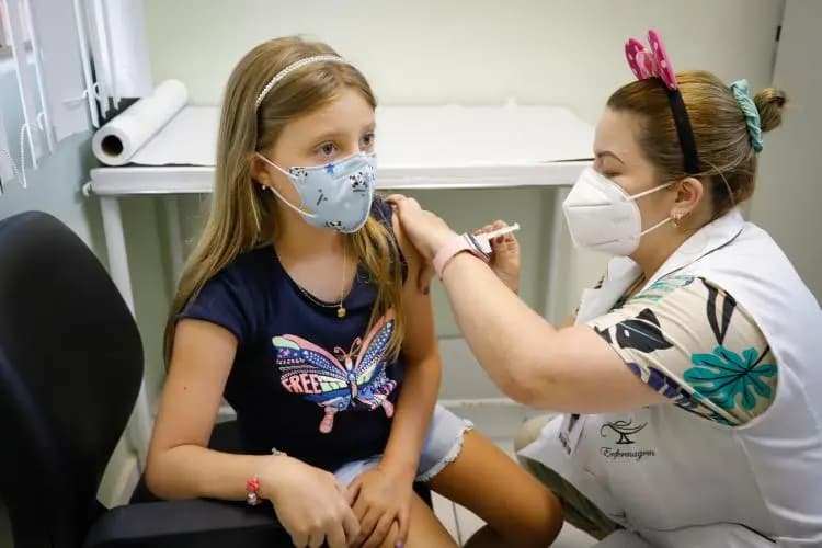 Nova etapa de vacinação para crianças é iniciada em Ponta Grossa