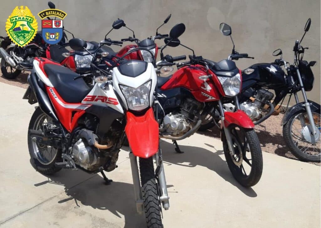 Denúncia leva PM a encontrar motos furtadas