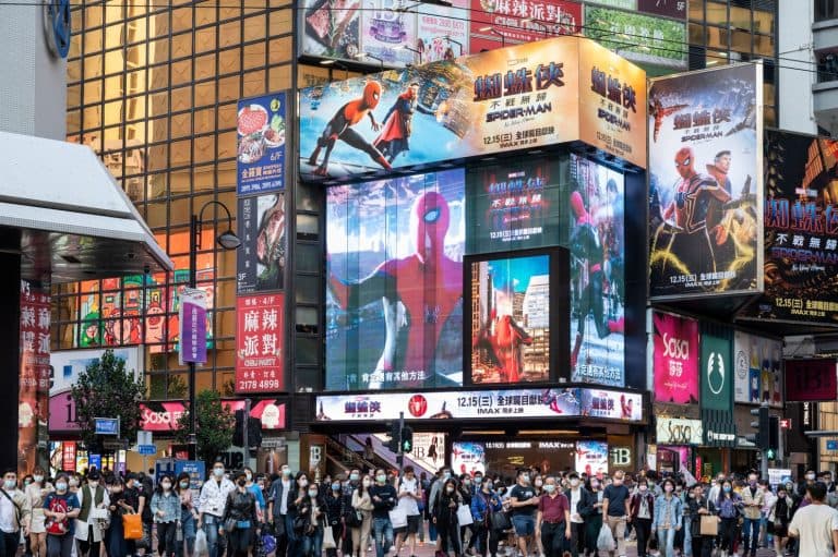 Filme do Homem-Aranha domina bilheteria e supera US$ 1 bilhão de arrecadação no mundo