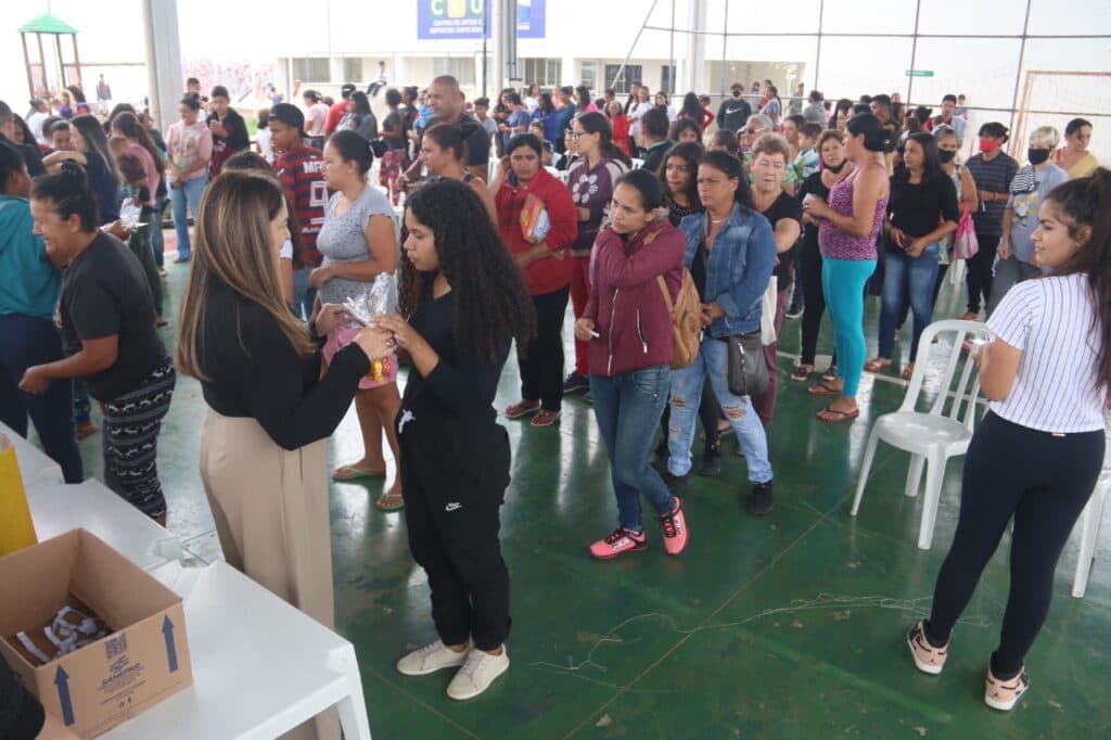 1.200 crianças em vulnerabilidade social recebem kits Páscoa em PG