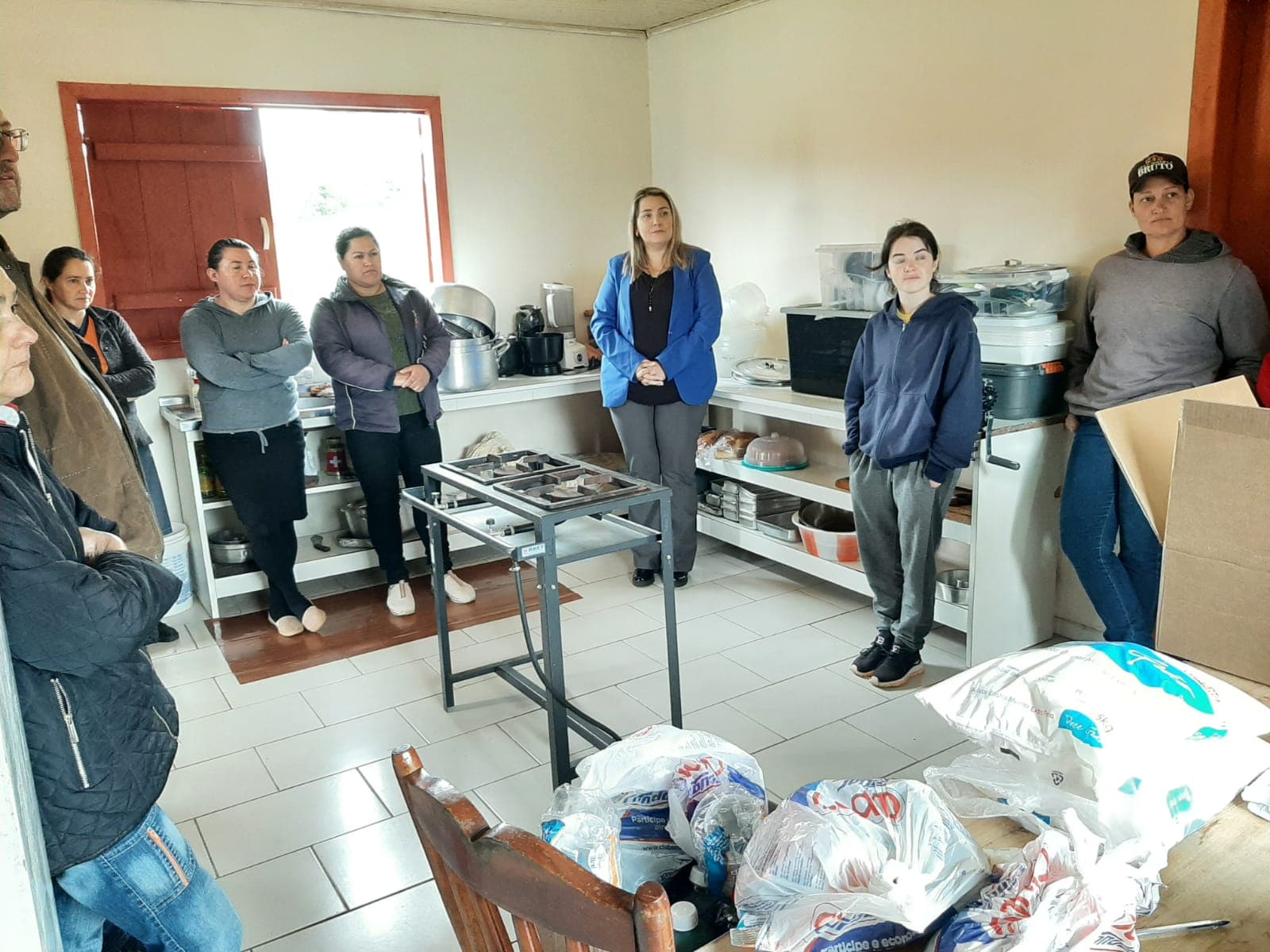 Produtores participam de curso de derivados de leite em Castro