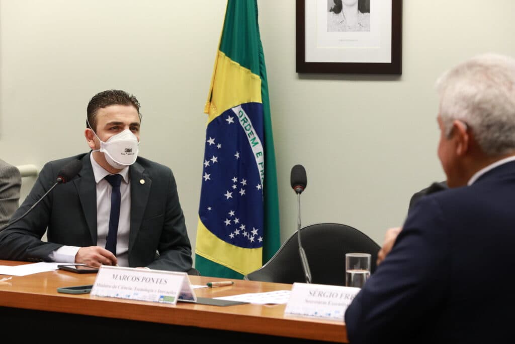 Aliel quer reverter o corte de orçamento na área da Ciência