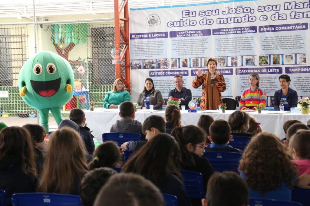Escola João Maria Cruz é palco para lançamento do Recicla PG