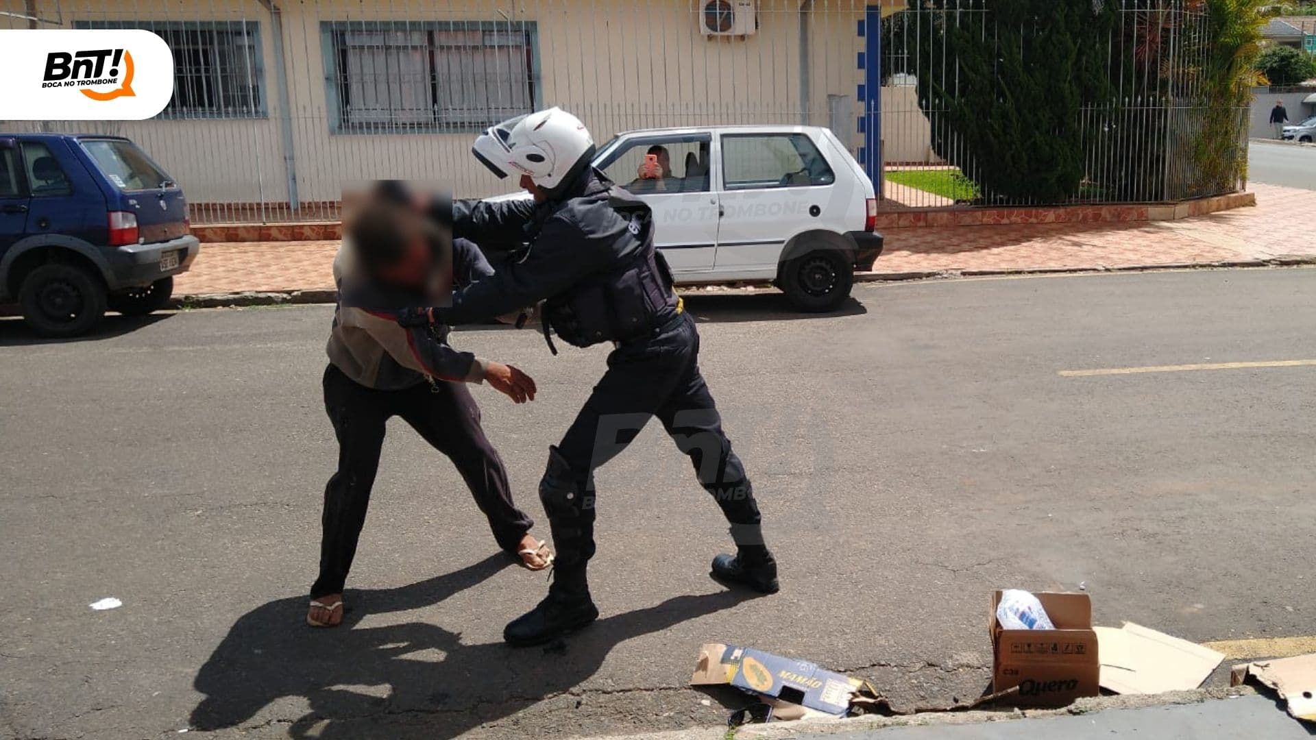 Vigilante espanca morador de rua em PG e empresa alega legítima defesa